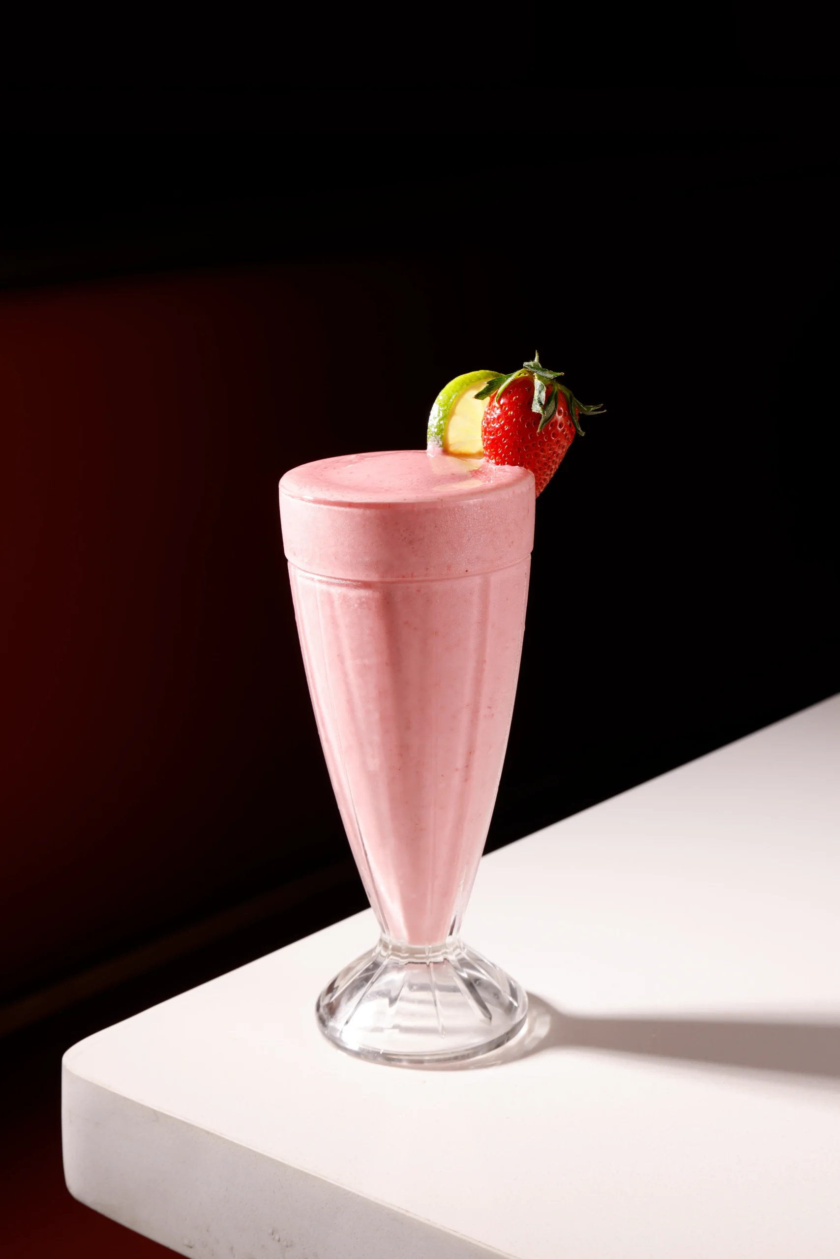 草莓奶昔Strawberry-Milkshake39AED-转换自-JPG-scaled